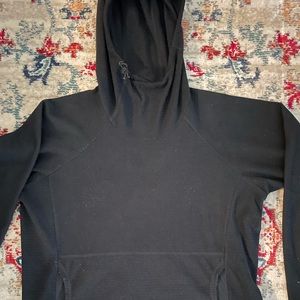 Men’s medium black Melanzana.